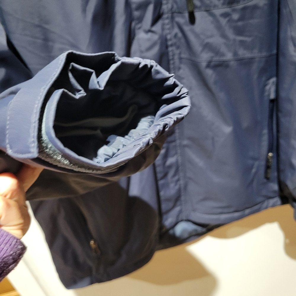 L.L. BEAN Rugged Ridge Parka - Picture 9 of 13